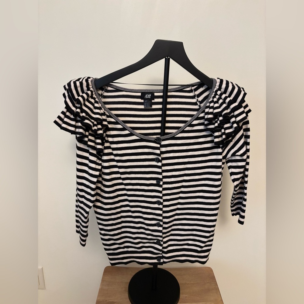 H&M Black and White Striped Quarter-Sleeve Cardigan with Ruffled Shoulders